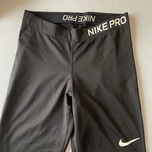 Nike Pro leggings